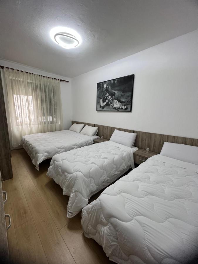 Your Joyful Spot Shkodër 外观 照片